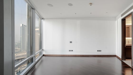 Stunning apartment in Burj Khalifa with spacious layout, picture 13