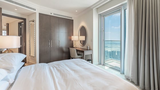 Best apartment in Downtown with scenic Burj Khalifa view, picture 12