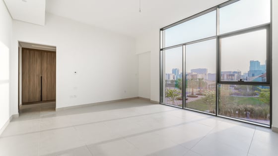 Brand new villa in Al Furjan with spacious layout, picture 8
