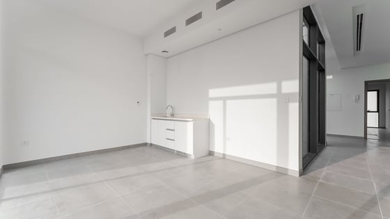 Brand new villa in Al Furjan with spacious layout, picture 11