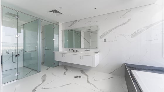 Remarkable penthouse in Al Barari with city skyline view, picture 8