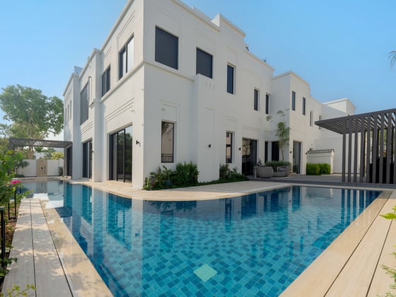 Video tour for Luxuriously Renovated Villa in Al Barari