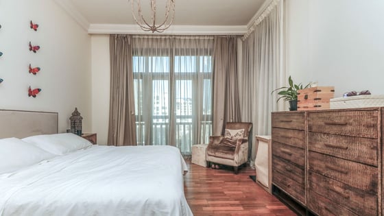 Rare duplex apartment in Downtown with spacious terrace, picture 18