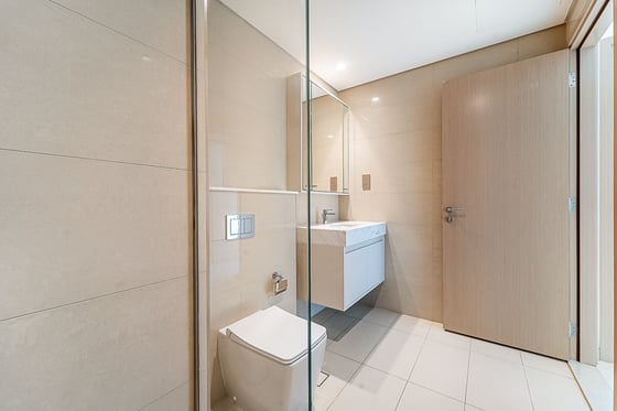 High Floor | Vacant | Beautiful Canal View, picture 15