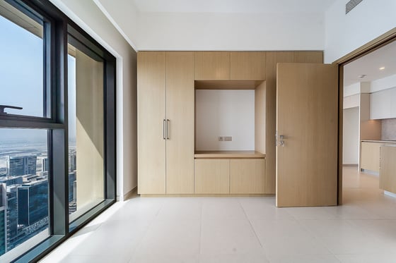 High Floor | Vacant | Beautiful Canal View, picture 13