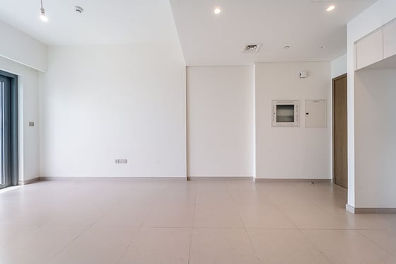 High Floor | Vacant | Beautiful Canal View, picture 6