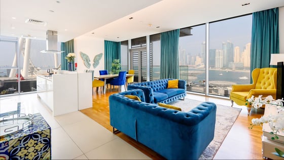 Furnished apartment in Bluewaters with Ain Dubai view, picture 1