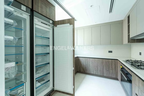 Prime Location | Single Row | Extended  , picture 10