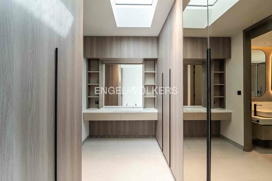Prime Location | Single Row | Extended  , picture 14