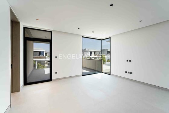 Prime Location | Single Row | Extended  , picture 12