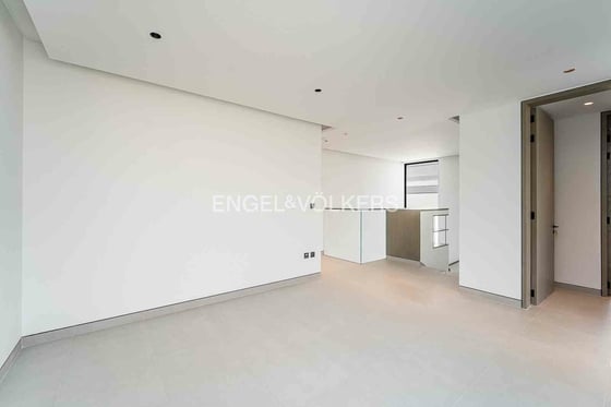 Prime Location | Single Row | Extended  , picture 13