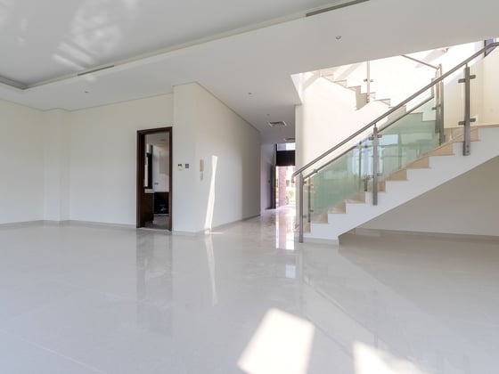 Beautiful Villa in Damac hills, picture 28