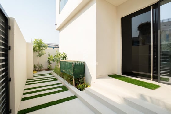 Signature standalone Villa |   G+2 | Nad Al Sheba, picture 32