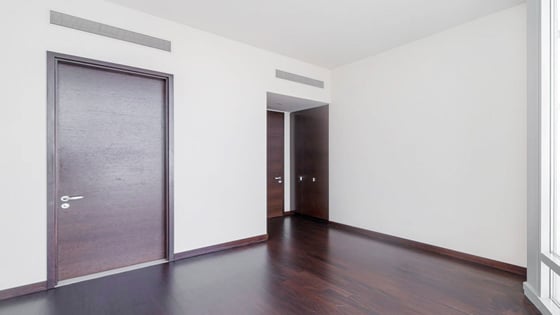 Amazing apartment in Burj Khalifa with fountain view, picture 8