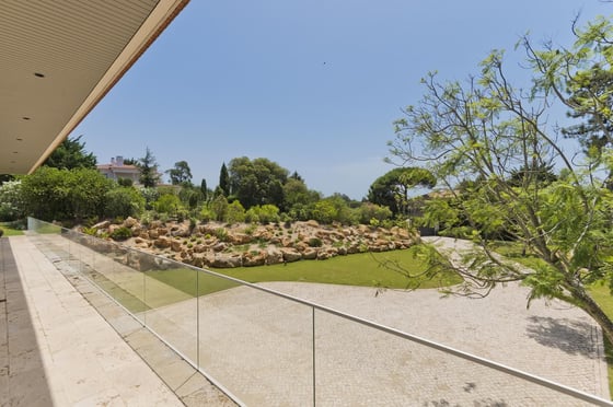 8 Bedroom House, Cascais, picture 13