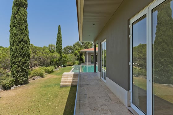 8 Bedroom House, Cascais, picture 12