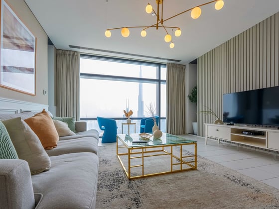 Video tour for Luxury 3-Bedroom with Burj Khalifa Views