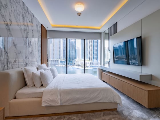 Luxurious Duplex with Stunning Marina Views, picture 9