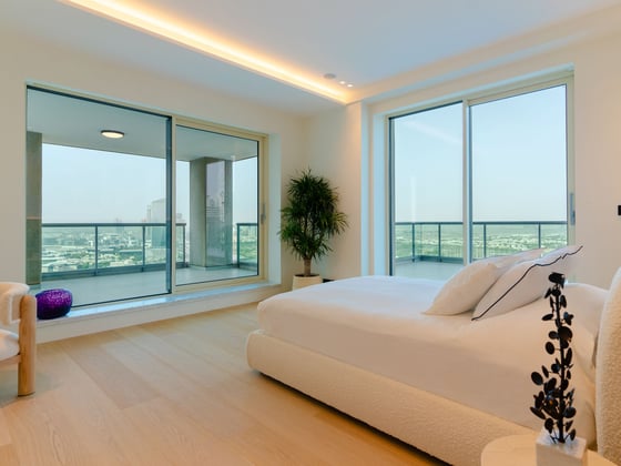 Luxurious Marina Penthouse with Panoramic Views, picture 10