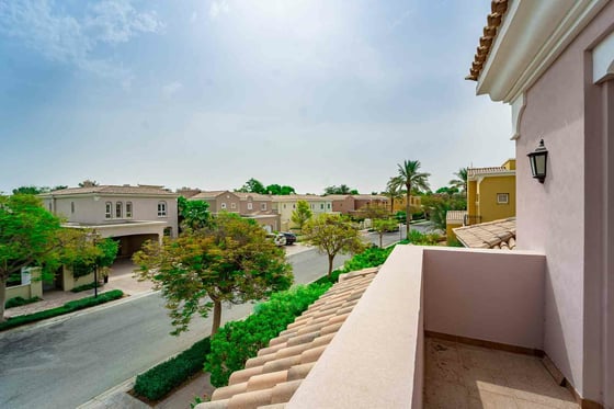 Landscaped | Spacious | Single Row | Vacant, picture 15