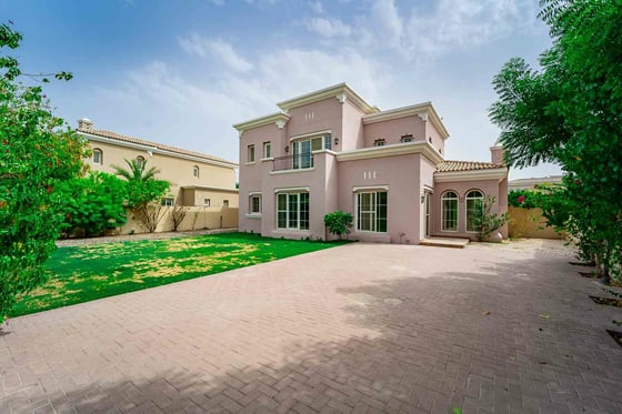 Landscaped | Spacious | Single Row | Vacant, picture 1