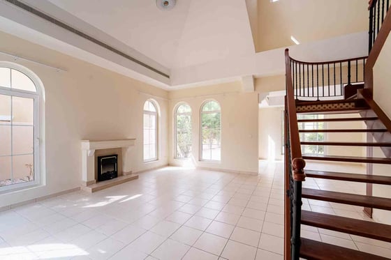 Landscaped | Spacious | Single Row | Vacant, picture 3