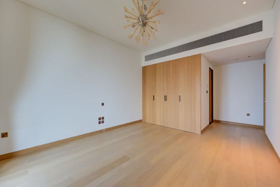 Luxurious 3Bedroom Apartment in Bvlgari Residences, picture 1