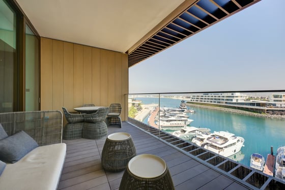 Luxurious 3Bedroom Apartment in Bvlgari Residences, picture 1