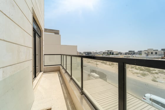Brand New | High Ceilings | Spacious, picture 7