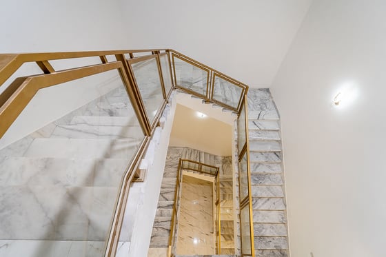 Brand New | High Ceilings | Spacious, picture 8