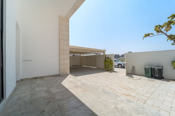 Brand New | High Ceilings | Spacious, picture 2