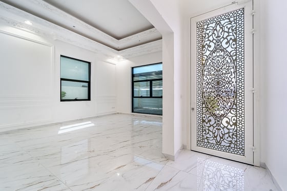 Brand New | High Ceilings | Spacious, picture 37