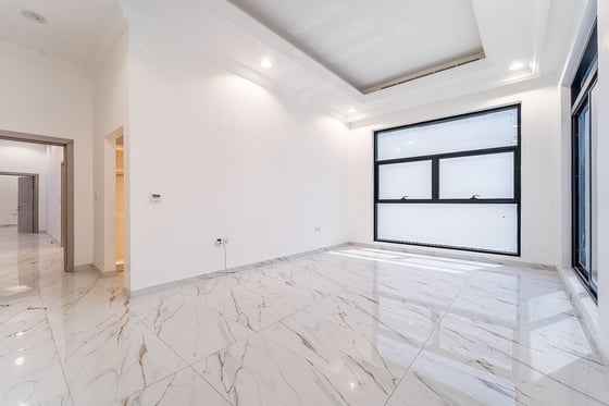 Brand New | High Ceilings | Spacious, picture 15