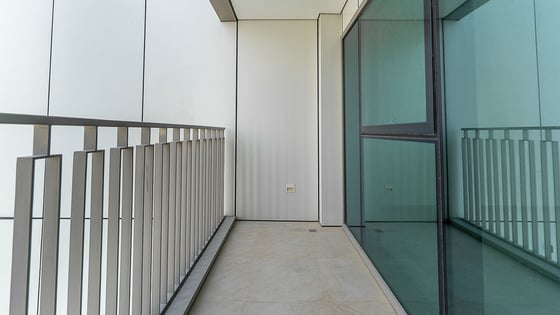 Exquisite apartment in Downtown with Burj Khalifa view, picture 18