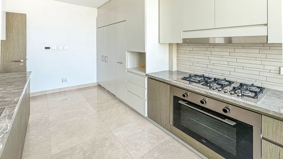 Spectacular penthouse in Downtown with marble finishing, picture 5