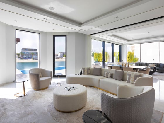 Contemporary Palm Jumeirah Beachfront Villa, picture 15