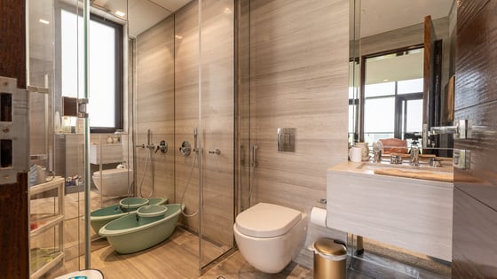 Luxurious villa in Damac Hills with golf course view, picture 15
