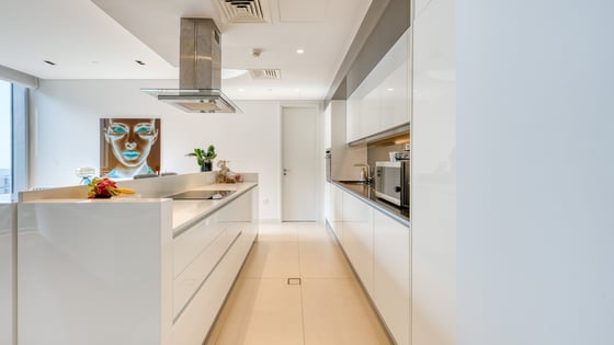 Stunning apartment in Bluewaters with sea views, picture 10