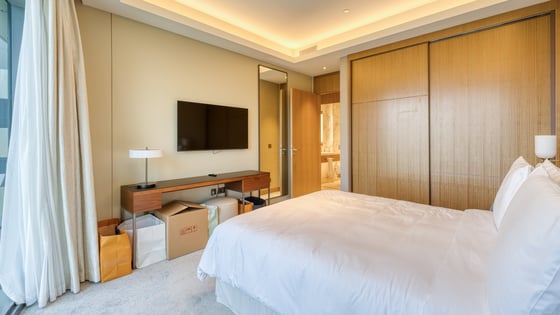 Furnished apartment in Downtown with Burj Khalifa view, picture 20