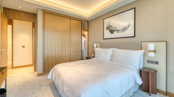 Furnished apartment in Downtown with Burj Khalifa view, picture 2