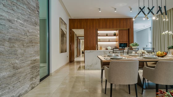 Stand alone villa in Expo City with private garden, picture 10