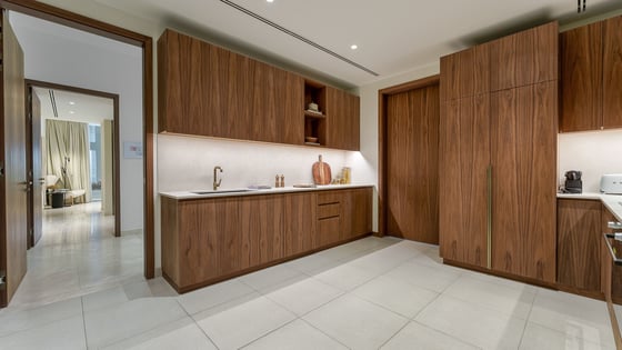 Stand alone villa in Expo City with private garden, picture 21