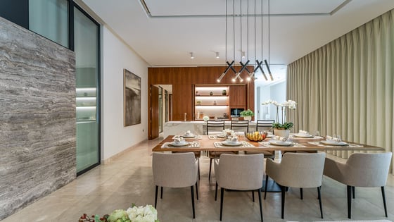Stand alone villa in Expo City with private garden, picture 12