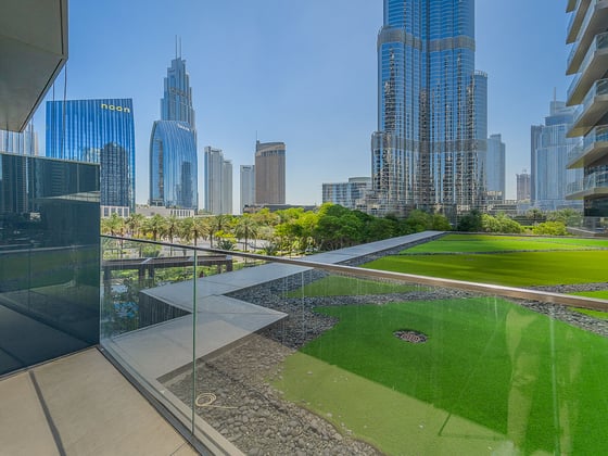 Opera District Apartment with Burj Khalifa Views, picture 18