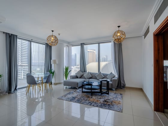 Furnished Luxury Apartment in Downtown Dubai, picture 2