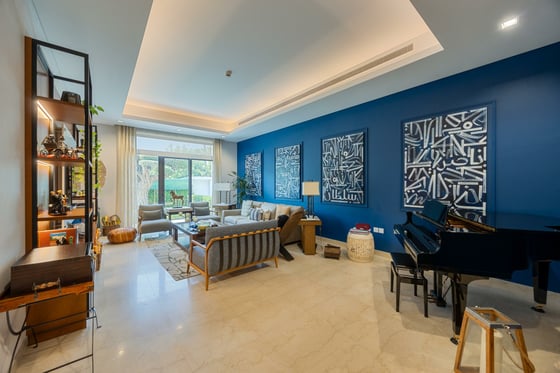 Fully Upgraded | Luxury Mansion | Biggest Plot, picture 6