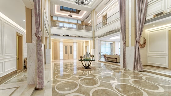 Extraordinary Lake View Mansion in Emirates Hills, picture 25