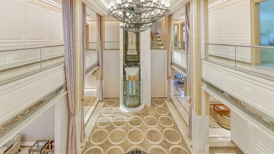 Extraordinary Lake View Mansion in Emirates Hills, picture 20