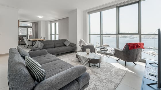 Furnished apartment in Dubai Creek with panoramic view, picture 2