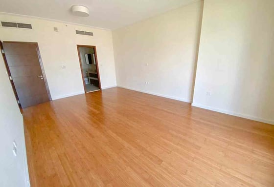Spacious | Burj View | Park View, picture 8